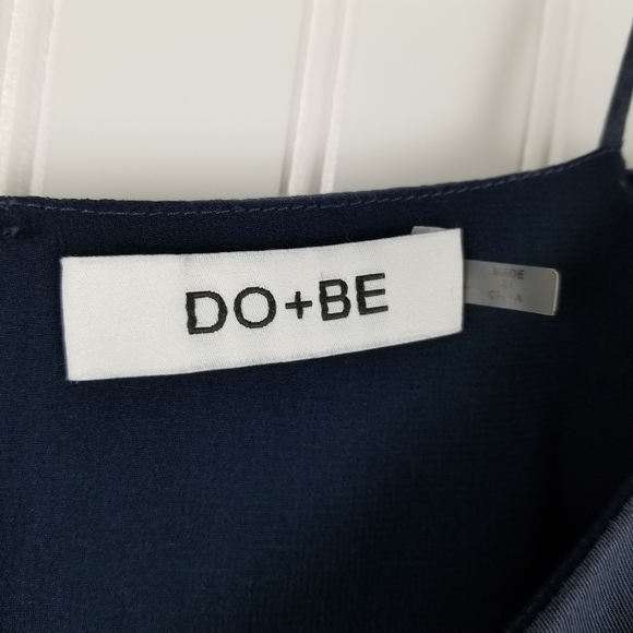 Do+BE Cropped Top Shirt Shoulder Cut Out Off Shoulder Womens Large Long Sleeve - Picture 6 of 10